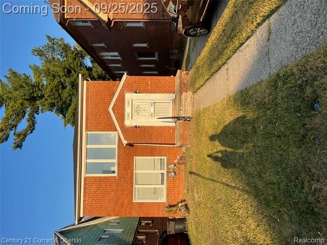 Property Photo: 13606 Northlawn Street MI 48238