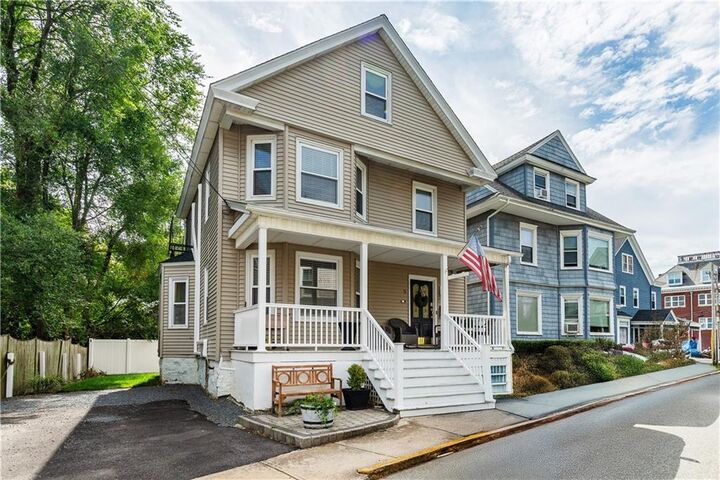 5 Gardiner Street  Newport RI 02840 photo