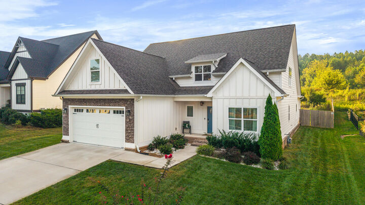 Property Photo: 4909 Grove Park Drive TN 37312