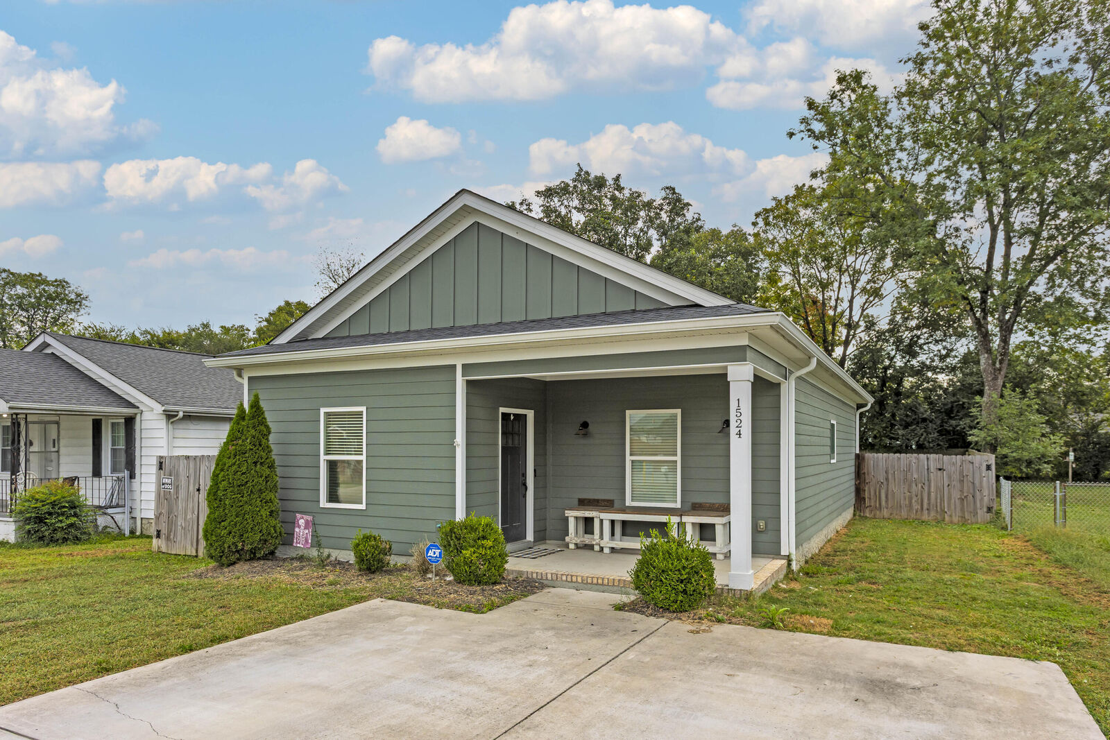 Property Photo: 1524 Keeble Street TN 37412