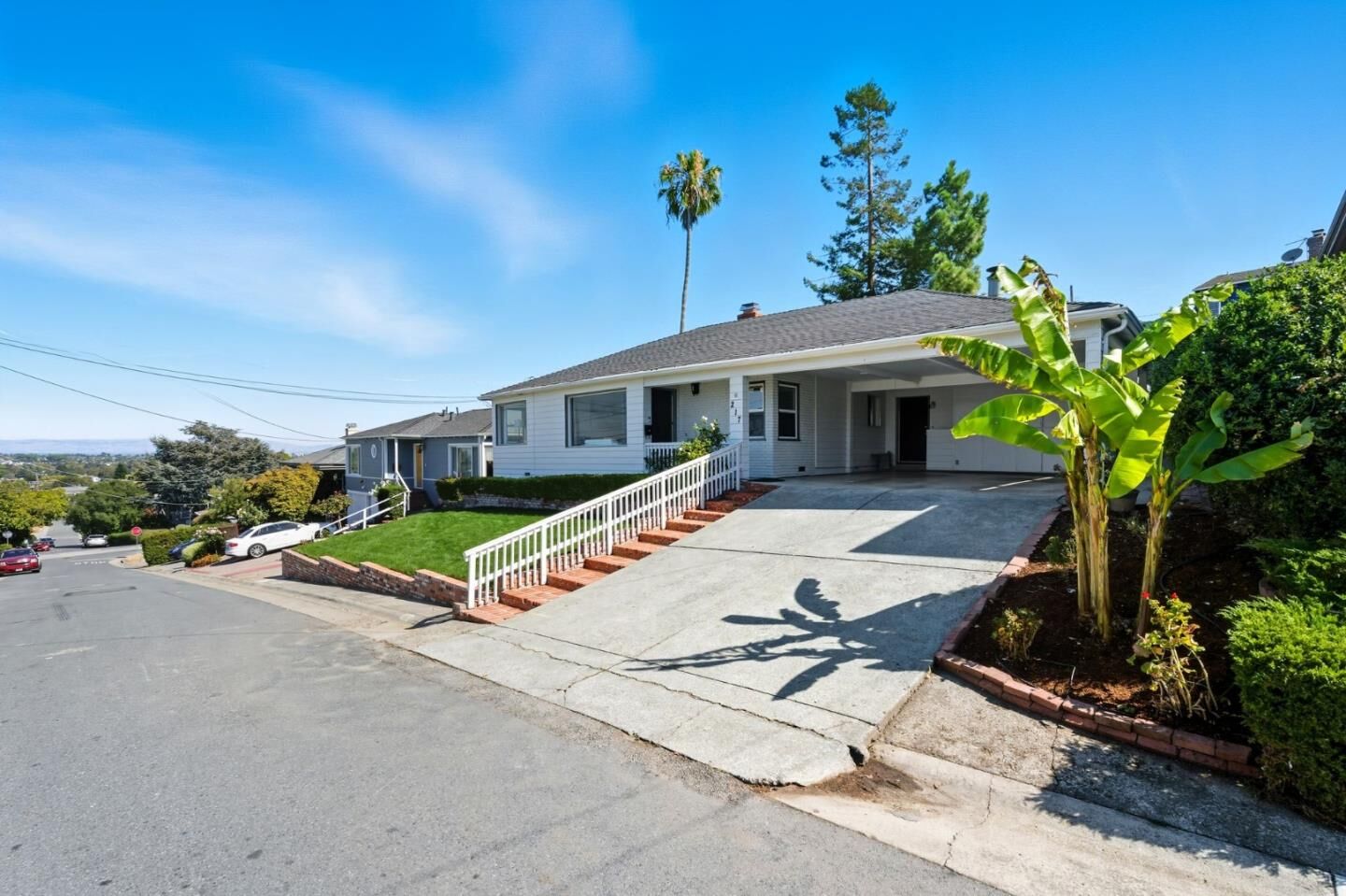Property Photo: 217 West 40th Avenue CA 94403