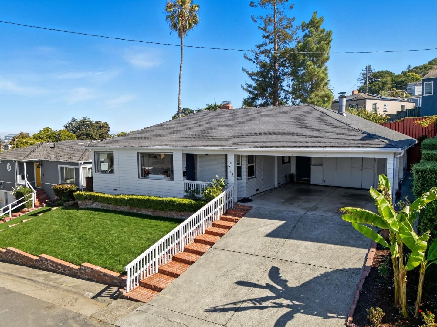 Property Photo: 217 West 40th Avenue CA 94403