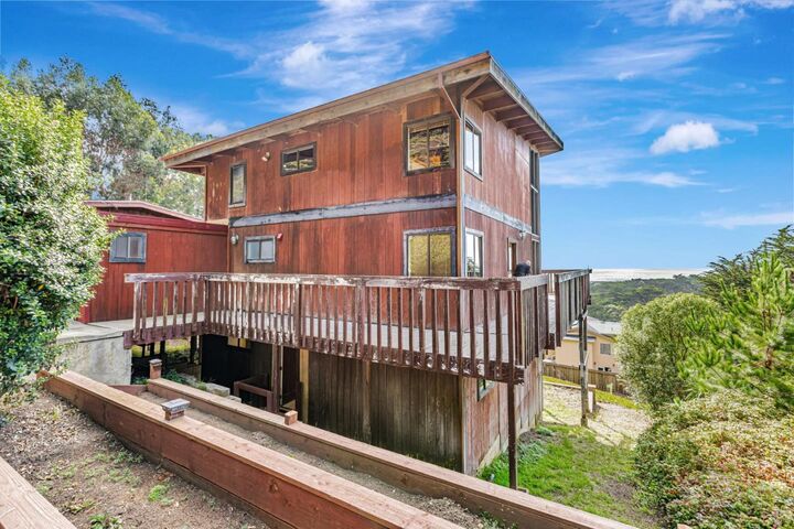 Property Photo:  52 Frances Avenue  CA 94044 