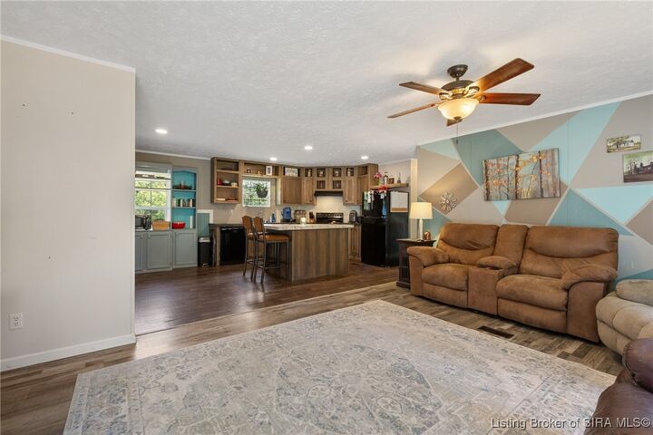 Property Photo:  10070 S County Road 680 E  IN 47140 