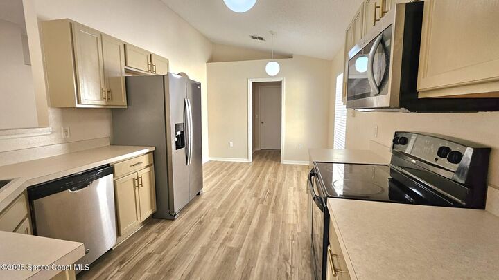 Property Photo:  869 Macon Drive  FL 32780 
