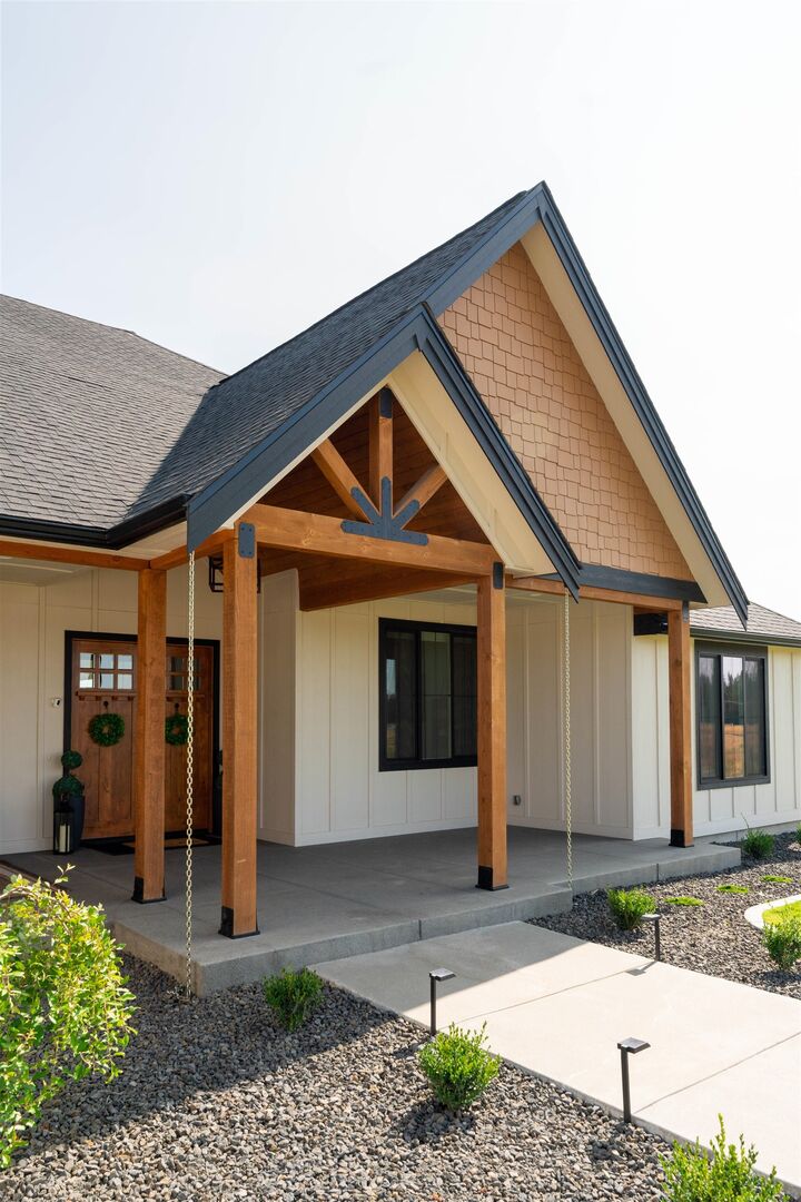 Property Photo: 10911 S Sherman Rd WA 99224