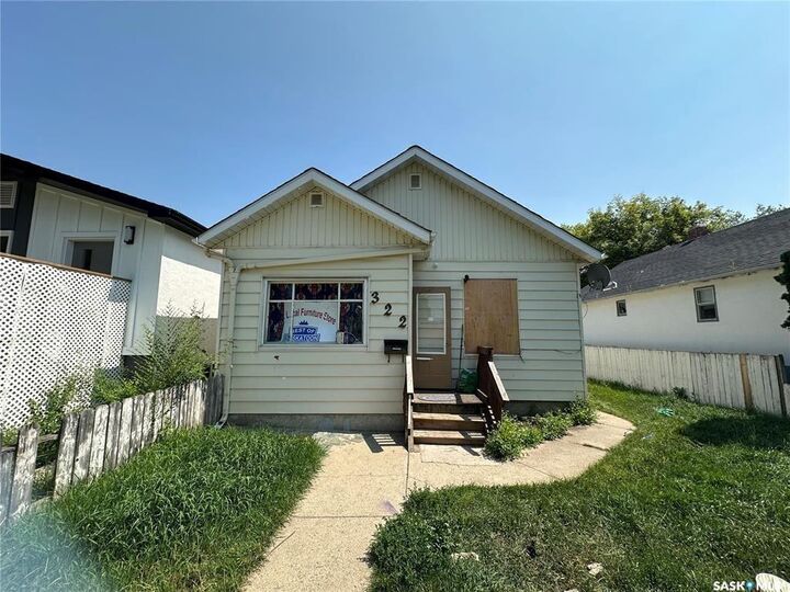 322 H Avenue S  Saskatoon SK S7M 1W3 photo