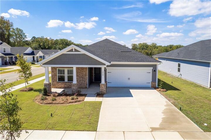 Property Photo: 1410 Carthage Drive NC 28144