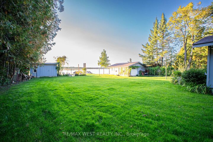 Property Photo:  1392 Island View Drive  ON K0L 1T0