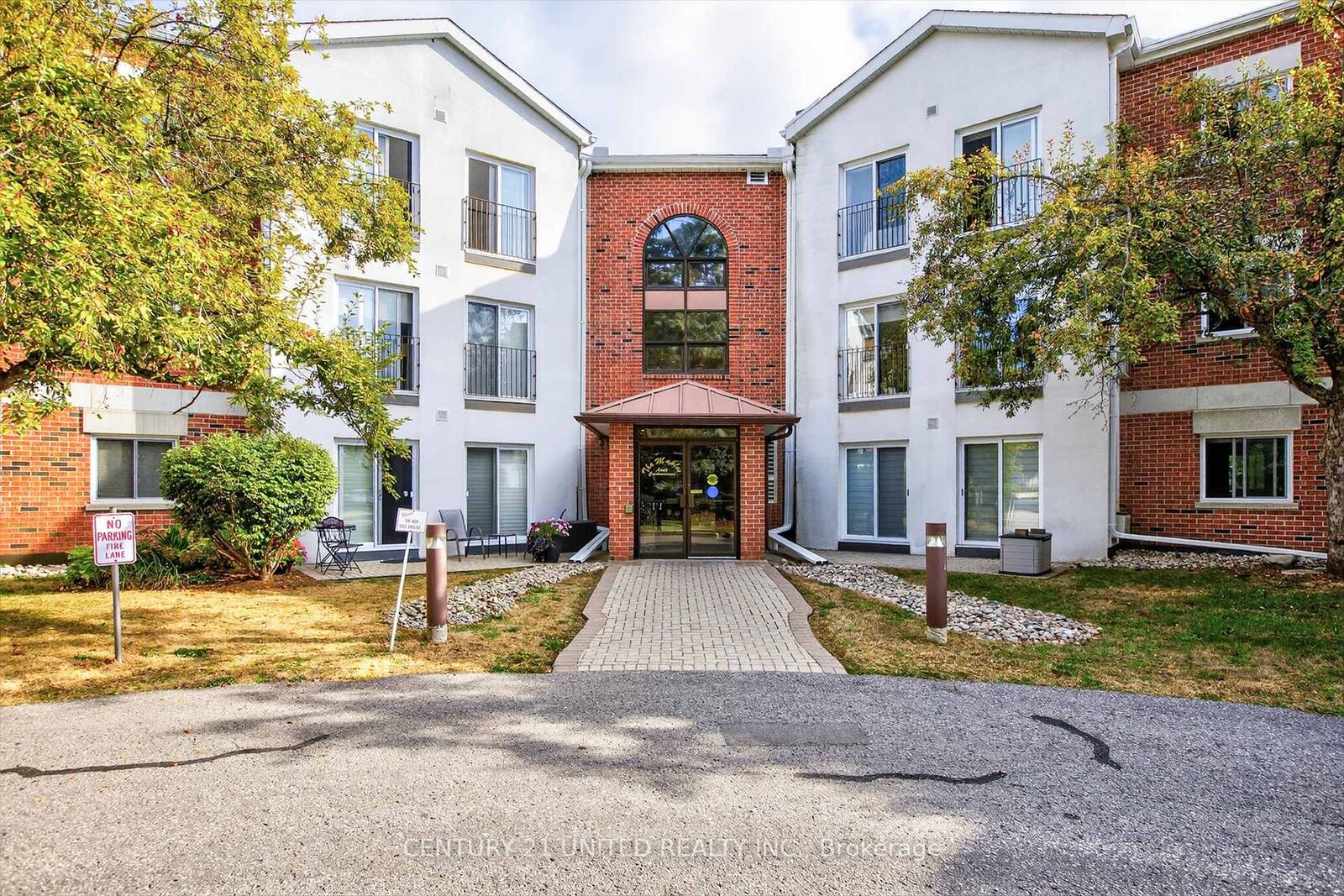 Property Photo:  1111 Water Street 113  ON K9H 3P7 