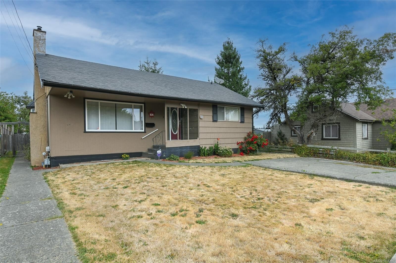 Photo de la propriété:  531 11th St  BC V9N 1S7 