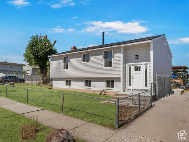 Property Photo: 3648 W Cordele Cir UT 84084