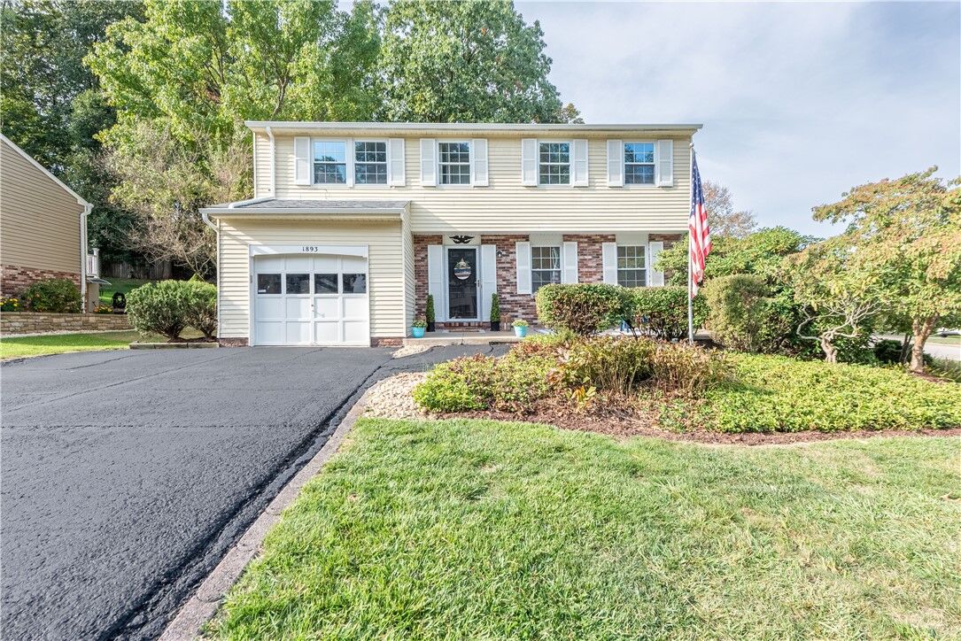 Property Photo:  1893 Riggs Rd  PA 15129 
