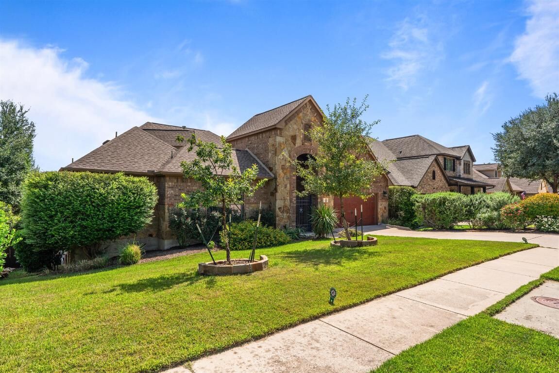 Property Photo:  201 Piedmont Hills Pass  TX 78732 