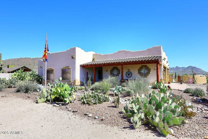 Property Photo:  38725 N 16th Place  AZ 85086 