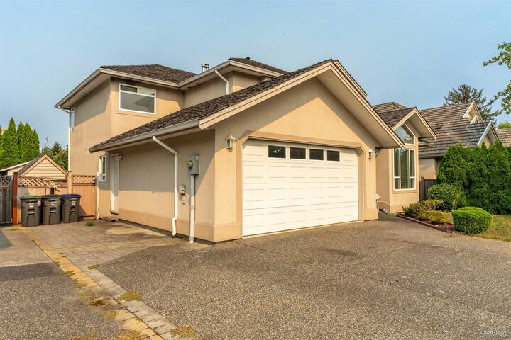Property Photo: 16543 108 Avenue BC V4N 1N6