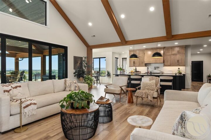 Property Photo: 329 S Homewood Park Drive MT 59106