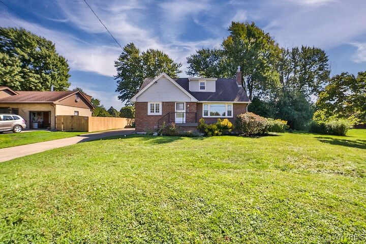 Property Photo: 3965 Sowles Road NY 14075