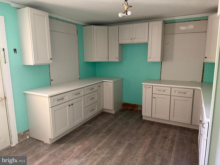 Property Photo:  1 W High Street  PA 18240 