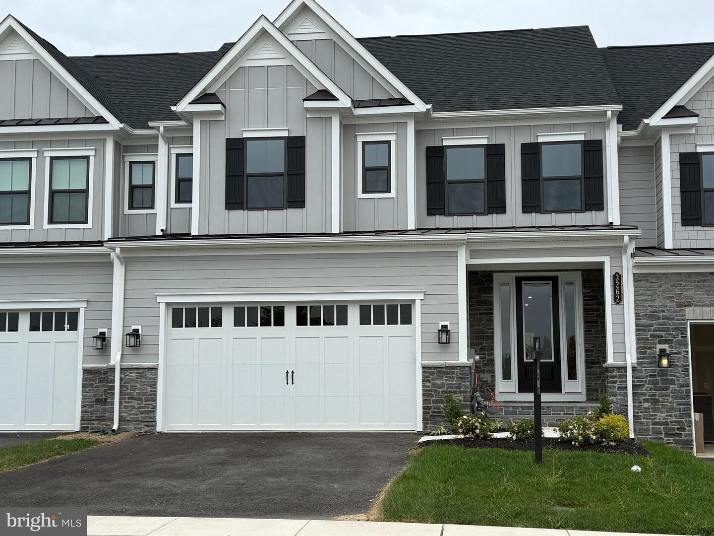 Property Photo: 3262 Selig Lane PA 19006