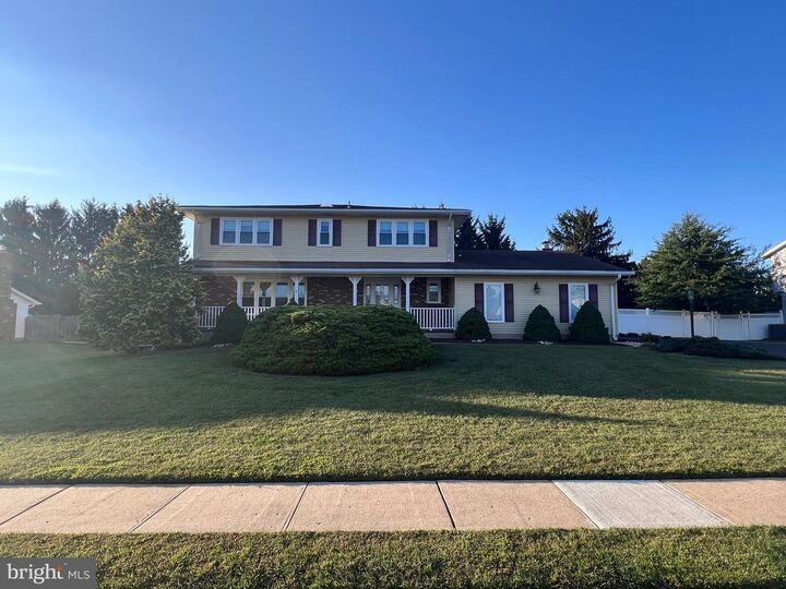 14 Baggaley Road  Hamilton NJ 08690 photo