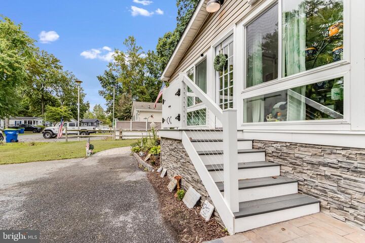 Property Photo: 33261 Oakwood Cove 50960 DE 19966