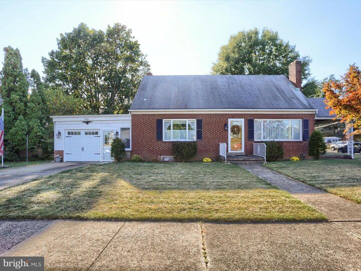 900 S 31st Street  Camp Hill PA 17011 photo