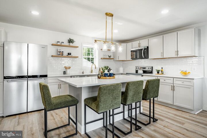 Property Photo:  174 Maple Avenue  PA 19426 