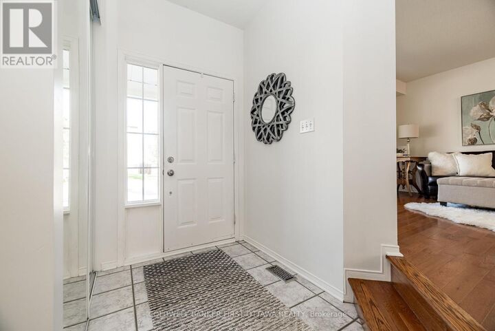 Photo de la propriété:  14 Vistapointe Drive  ON K2G 6N5 