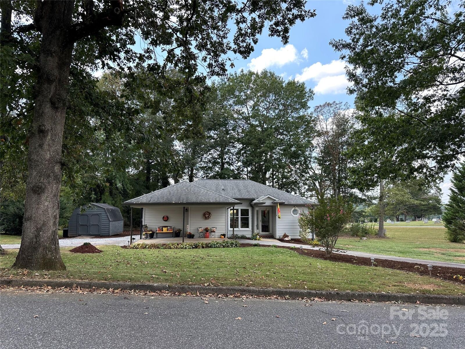 Property Photo: 102 Stephens Drive NC 28655