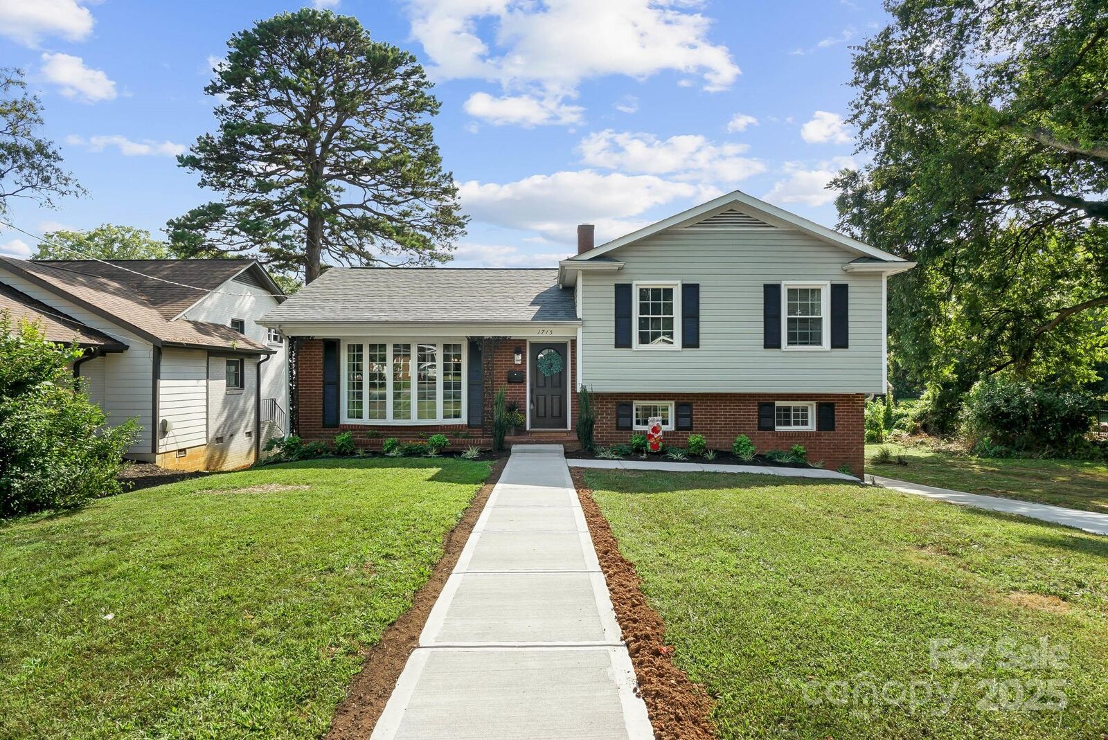 Property Photo:  1715 Washington Avenue  NC 28216 
