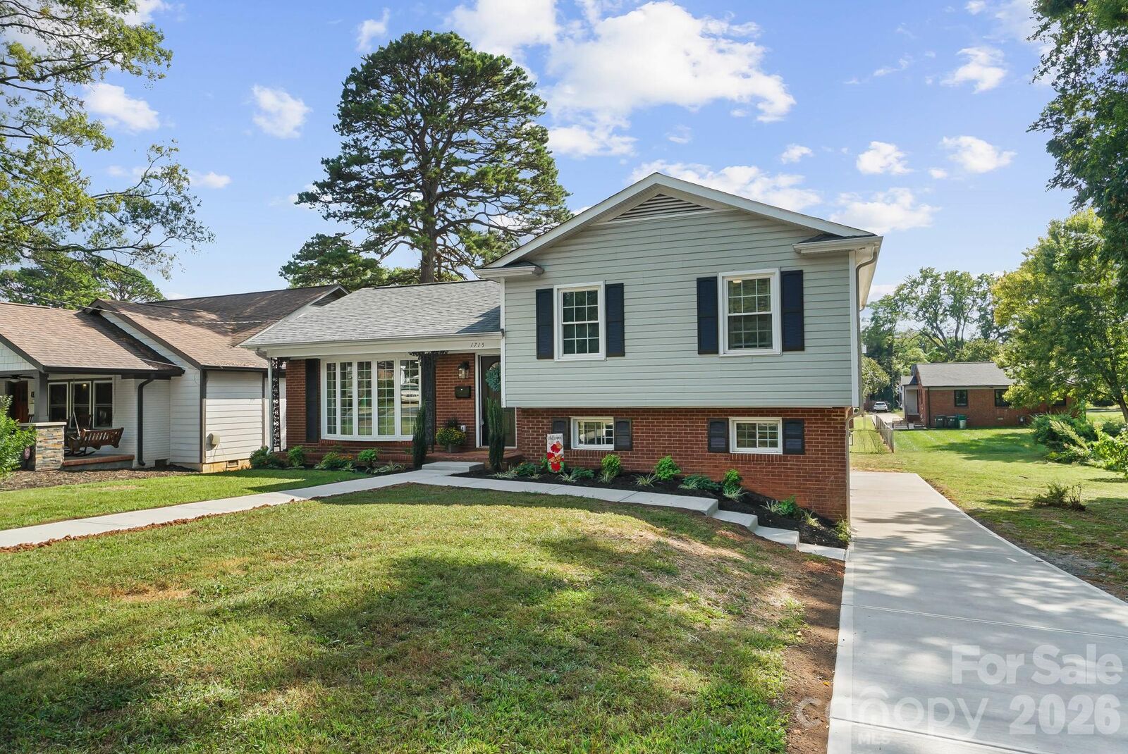 Property Photo:  1715 Washington Avenue  NC 28216 