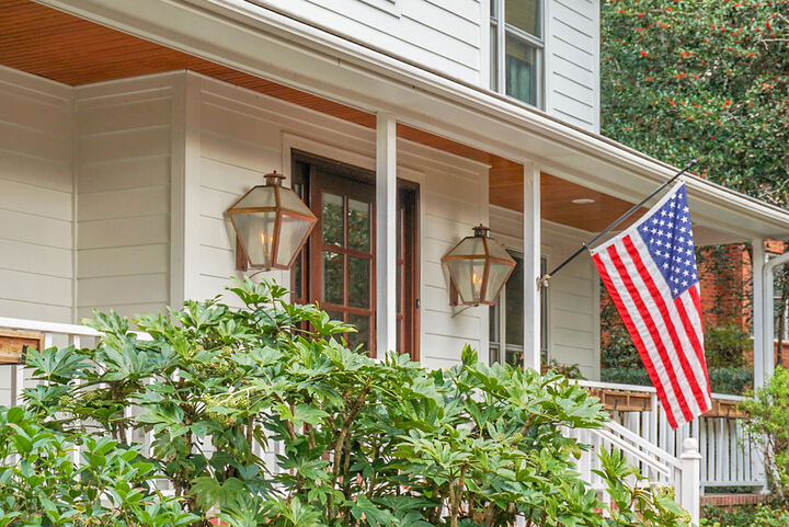 Property Photo:  1014 S Main Street  SC 29483 