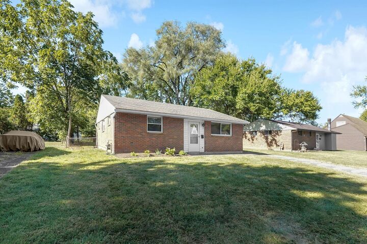 Property Photo:  5137 Drivemere Road  OH 43026 