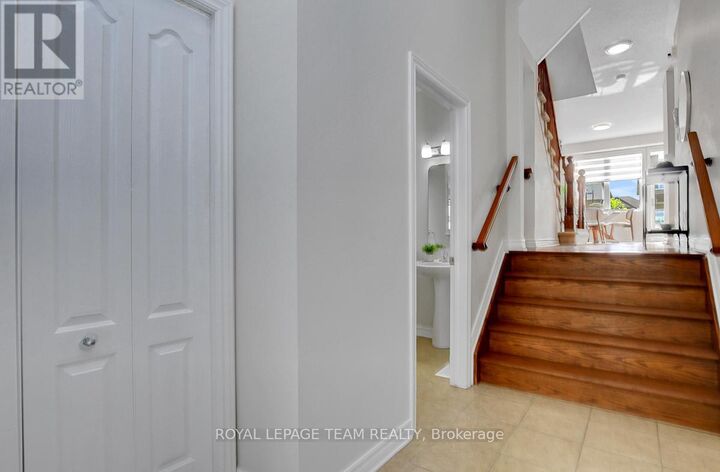 Property Photo:  318 Kippen Place  ON K2J 0N8 