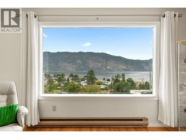 Photo de la propriété:  1225 Bay Drive  BC V0E 1M0 