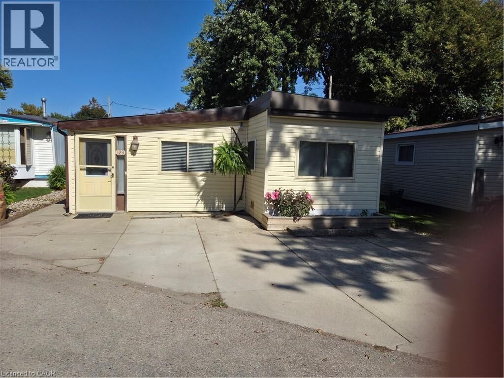 Property Photo:  123 Scott Street  ON N2J 4G1 