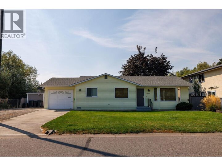 1089 Quesnel Road  Kelowna BC V1Y 3J4 photo