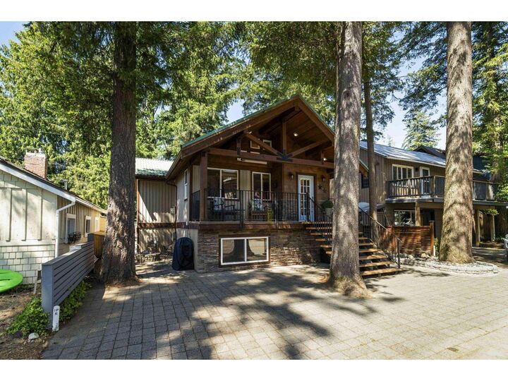 311 Spruce Street  Cultus Lake BC V2R 4Y7 photo