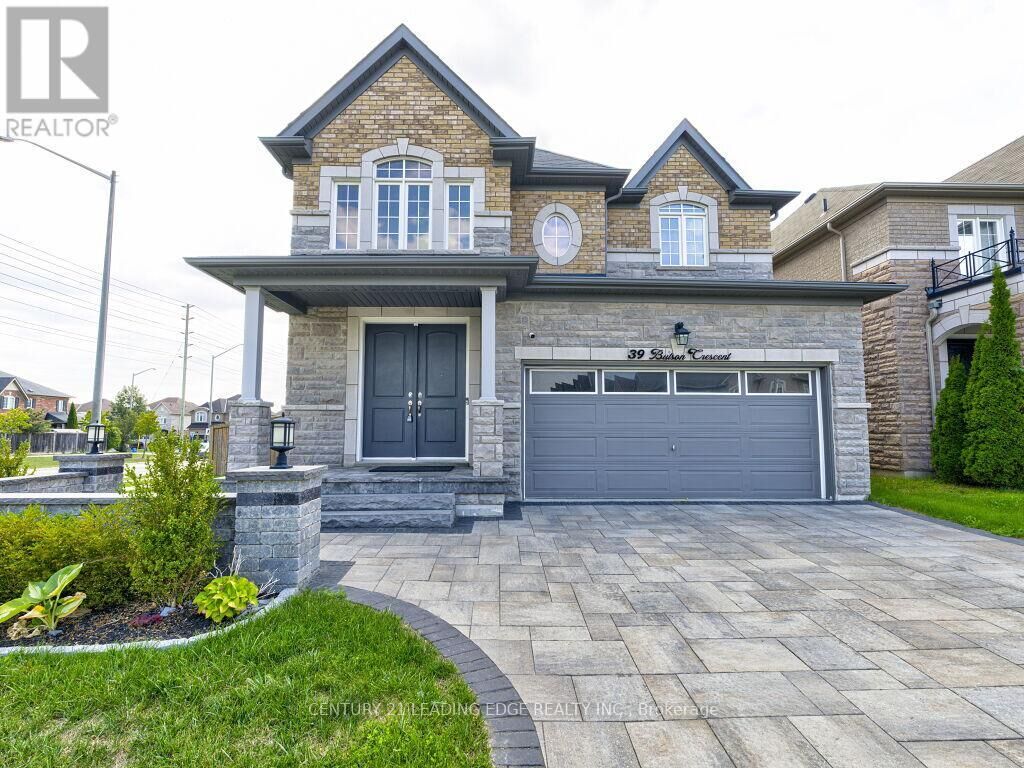 Photo de la propriété:  39 Butson Crescent  ON L1C 0S5 