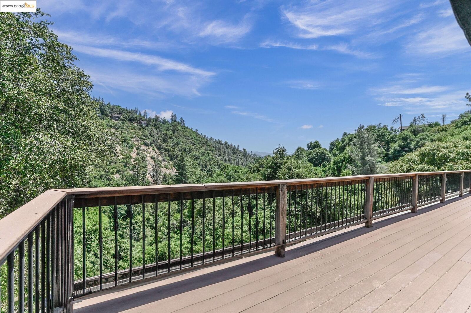 Property Photo:  18757 Sunrise Way  CA 95379 