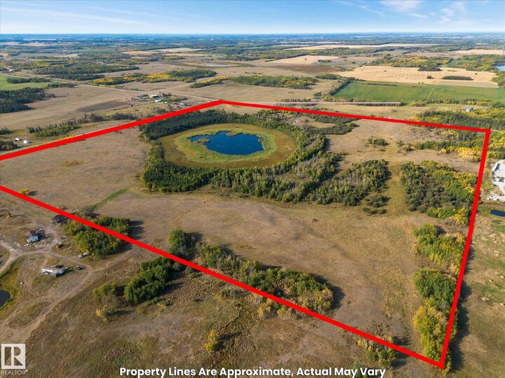 Property Photo:  Highway 777 & Twp. 563  AB T0E 1V0 