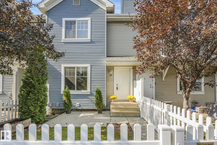 8304 11 Avenue SW 28  Edmonton AB T6X 1J8 photo