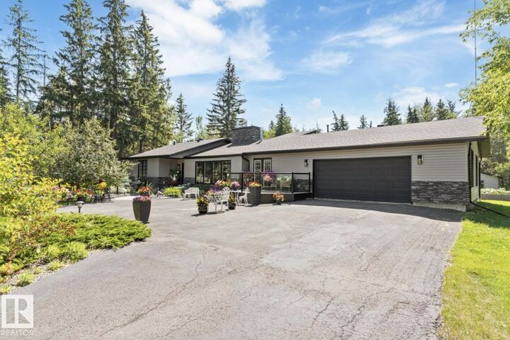 Property Photo:  32 Silver Chief  AB T8N 1M8 