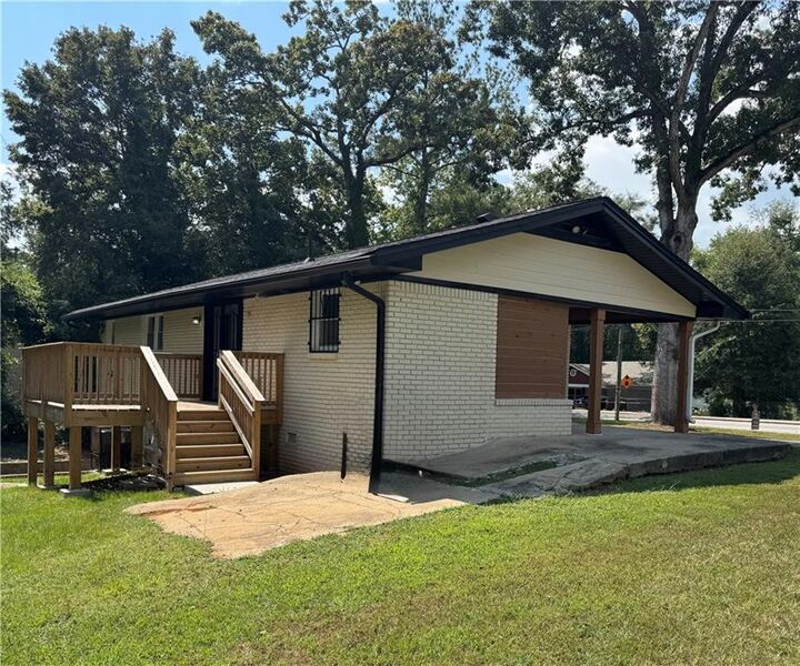 Property Photo:  2000 Fairburn Road SW  GA 30331 