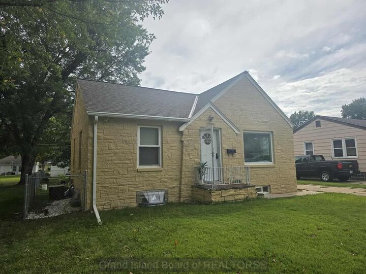 Property Photo: 2515 W Charles St NE 68803