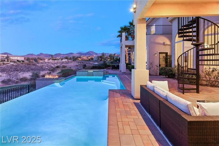 Property Photo: 2660 Mirabella Street NV 89052