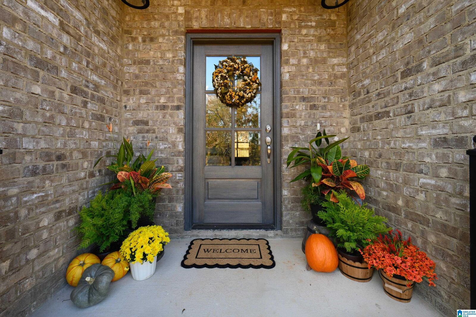 Property Photo:  6718 Mossy Oak Cove  AL 35173 