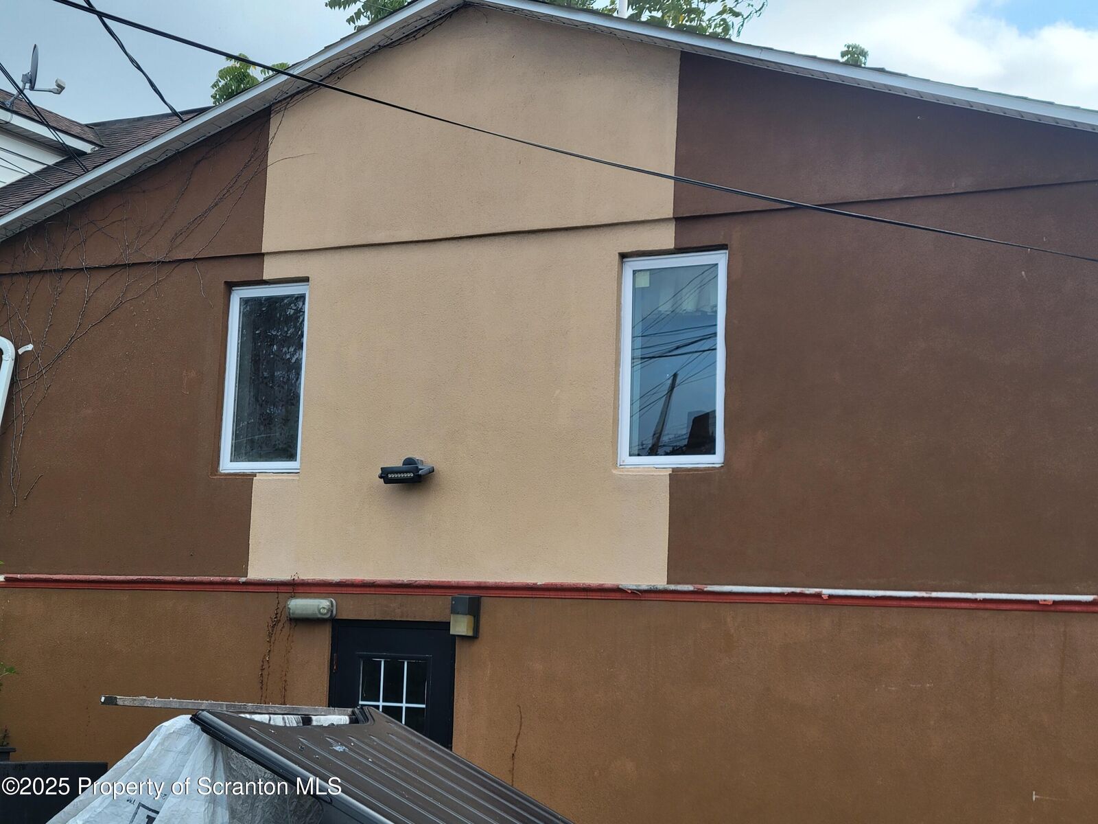 Property Photo:  98 Bridge Street Unit 1---2nd Floor  PA 18657