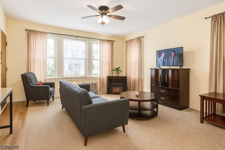 Property Photo:  26 Harding Ter 1  NJ 07112